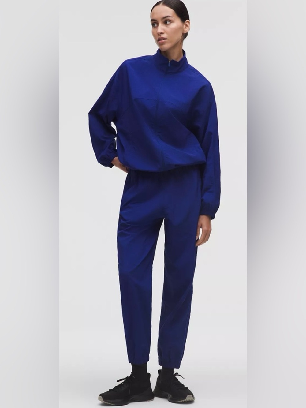 Lululemon NWT SOLD OUT License  to Train Woven Mid-Rise Jogger Deep Sea Blue